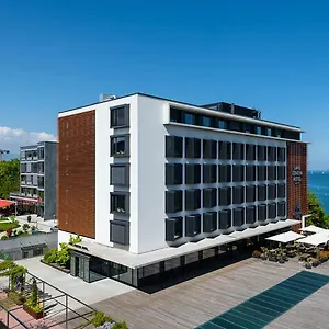 Geneva Hotel